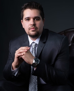 Dr. Thiago Alves Azevedo